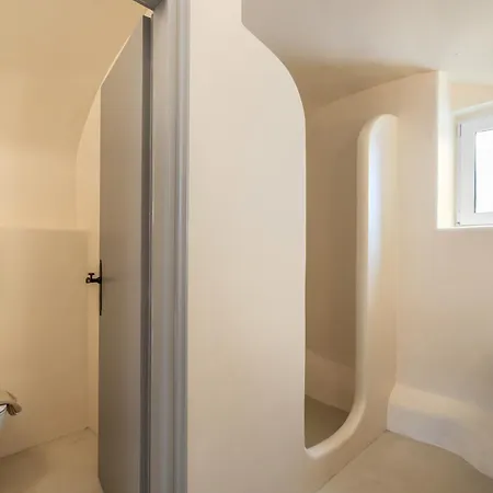 Aparthotel Eolithos Exo Gonia