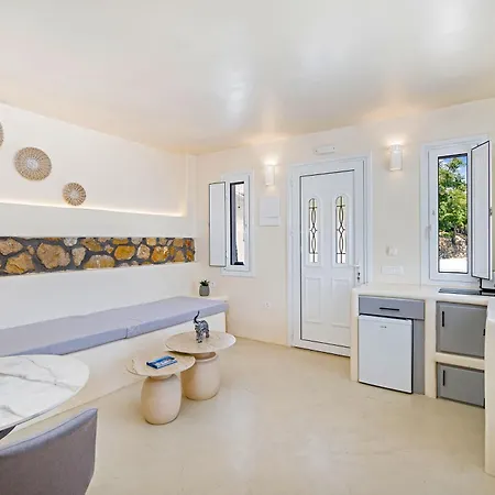 Lägenhetshotell Eolithos Exclusive 4*